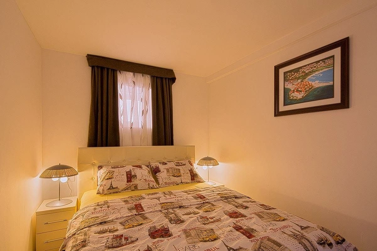 1 room apartment 40 m² in Budva, Montenegro